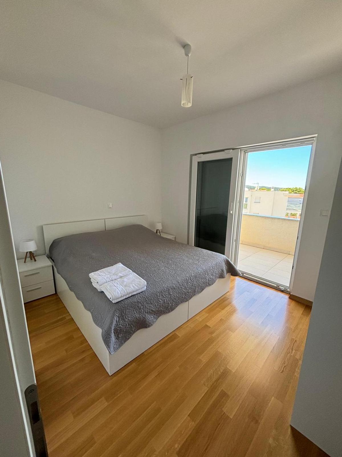 Sea View Apartments Жаборич Екстериор снимка