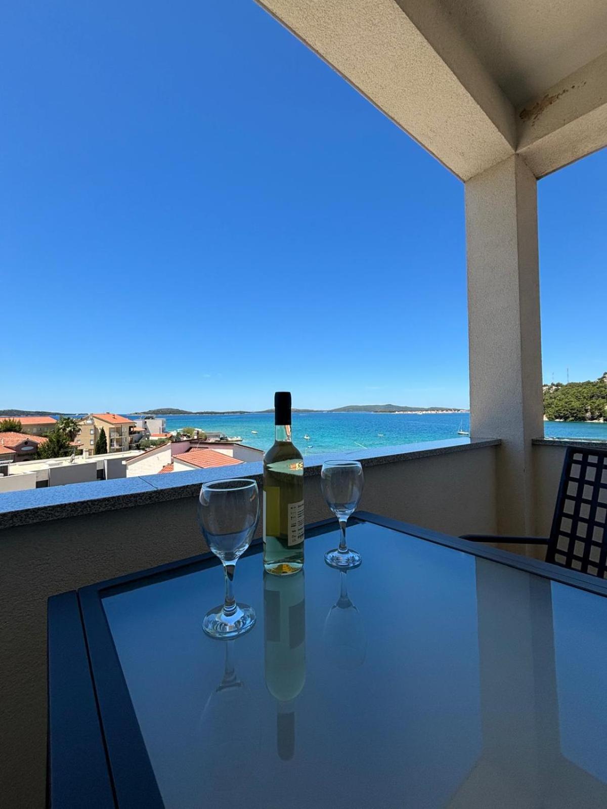 Sea View Apartments Жаборич Екстериор снимка
