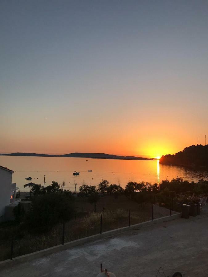 Sea View Apartments Жаборич Екстериор снимка